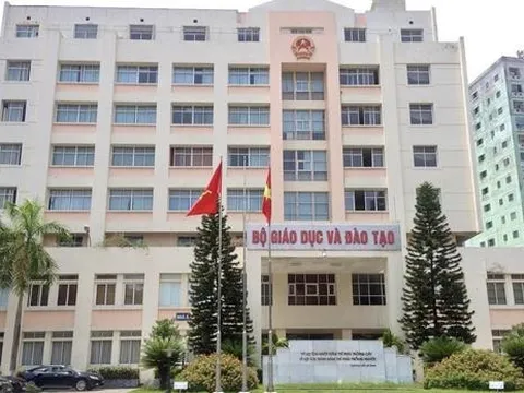 Bộ trưởng Giáo dục và Đào tạo gửi Công điện ứng phó bão số 1