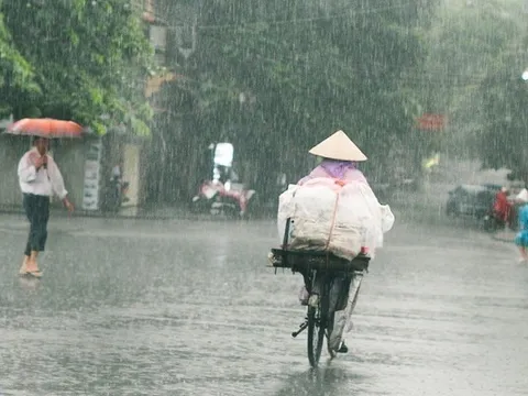 Thời tiết hôm nay (16-6): Miền Bắc tiếp tục mưa dông, Trung Bộ nắng nóng cao điểm