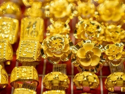 Giá vàng hôm nay (8-7): Vàng thế giới tăng nhẹ trước thời hạn áp thuế của Mỹ