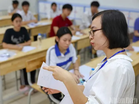 Hà Nội: Dự kiến hôm nay công bố trường hạ điểm chuẩn, tuyển bổ sung vào lớp 10