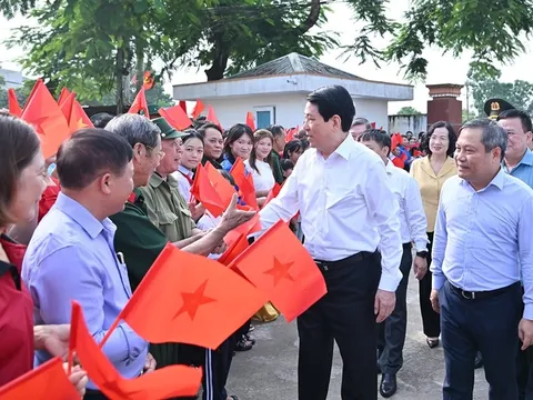 Chủ tịch nước Lương Cường kiểm tra vận hành hoạt động hệ thống chính trị tại xã Quảng Hà (Quảng Ninh)