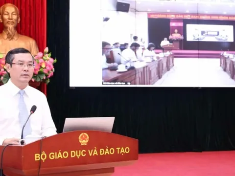 Lan tỏa phong trào thi đua đổi mới sáng tạo và bình dân học vụ số
