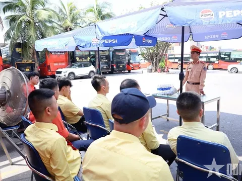 Hà Nội: Tăng cường phổ biến pháp luật đối với đội ngũ lái xe vận tải hành khách