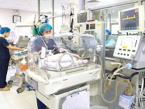 Rủi ro khó lường vì chọn ngày giờ tốt cho con chào đời bằng sinh mổ