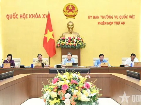 Nghiên cứu từng bước miễn phí sách giáo khoa cho học sinh