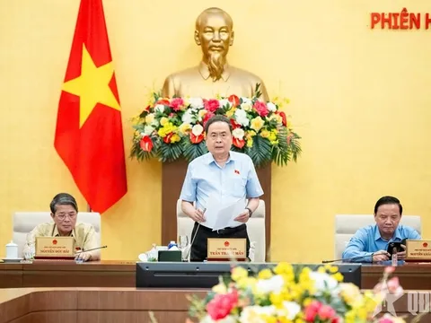 Bế mạc phiên họp thứ 48 của Ủy ban Thường vụ Quốc hội
