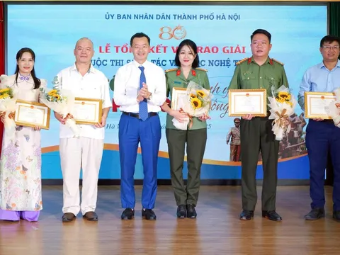 50 tác phẩm đạt giải Cuộc thi sáng tác văn học nghệ thuật "Công an Thủ đô vì bình yên cuộc sống"