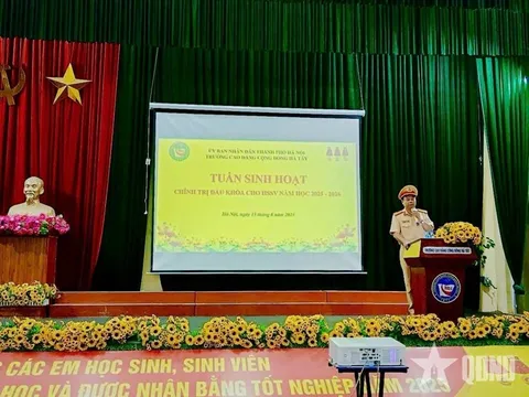 Tuyên truyền pháp luật về trật tự, an toàn giao thông đầu khóa học