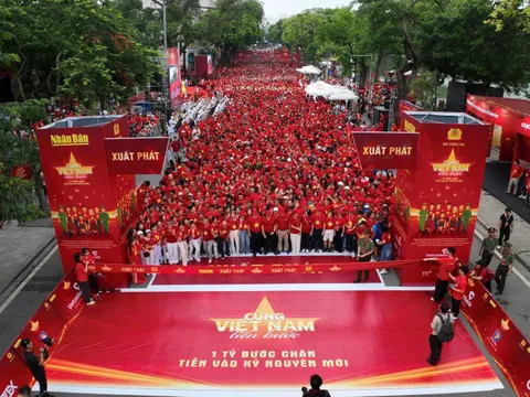 Hơn 1 triệu người tham gia “Cùng Việt Nam tiến bước”