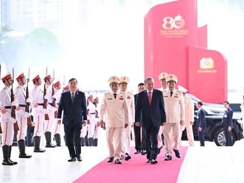 Tổng Bí thư Tô Lâm dự Lễ kỷ niệm 80 năm Ngày truyền thống Công an nhân dân, 20 năm Ngày hội toàn dân bảo vệ an ninh Tổ quốc và đón nhận Huân chương Sao vàng lần thứ V