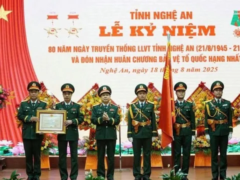 Nghệ An trọng thể Lễ kỷ niệm 80 năm Ngày truyền thống lực lượng vũ trang