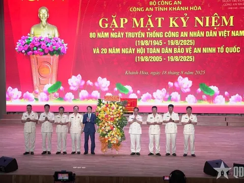 Công an tỉnh Khánh Hòa tổ chức gặp mặt kỷ niệm Ngày truyền thống Công an nhân dân Việt Nam