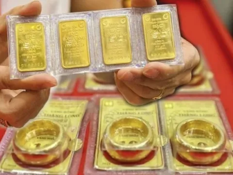 Giá vàng hôm nay (21-8): Vàng miếng lao dốc
