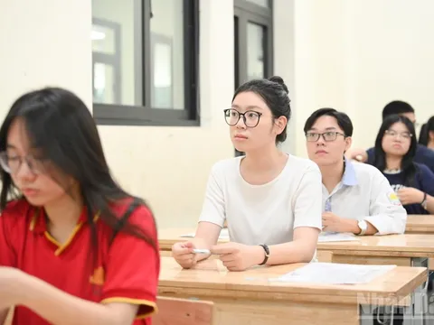 Cách tra điểm chuẩn tuyển sinh đại học năm 2025