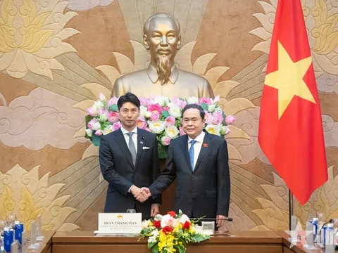 Chủ tịch Quốc hội Trần Thanh Mẫn tiếp đoàn đại biểu Ban Thanh niên Đảng Dân chủ Tự do Nhật Bản