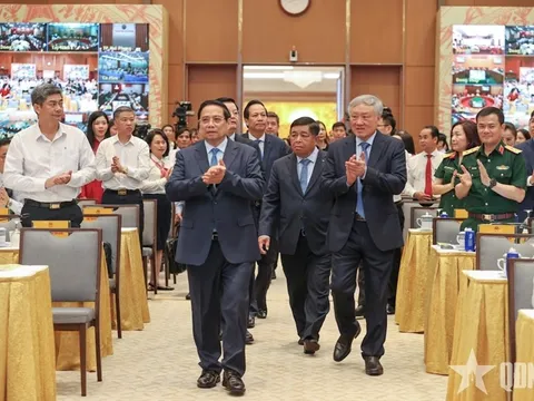 Thủ tướng Phạm Minh Chính dự Hội nghị tổng kết chương trình “Cả nước chung tay xóa nhà tạm, nhà dột nát”