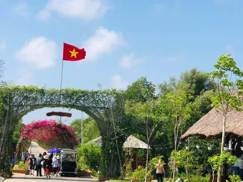 Đánh thức tiềm năng du lịch
