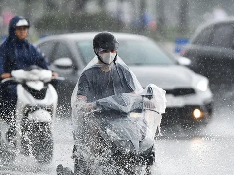 Thời tiết hôm nay (12-9): Bắc Bộ và Nam Bộ có mưa dông