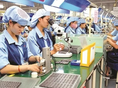 Hoàn thiện các chính sách của Luật Công nghiệp trọng điểm