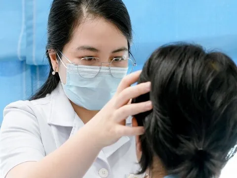 Biến chứng nguy hiểm từ việc tẩy nốt ruồi tại cơ sở thẩm mỹ không giấy phép