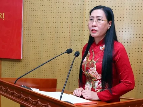 Triển khai quyết định của Bộ Chính trị về công tác cán bộ