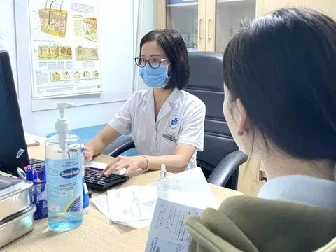 Bệnh da liễu rình rập sau mùa mưa bão