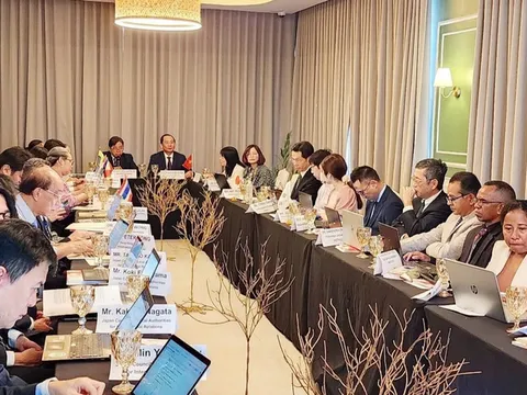 Thông qua định hướng chiến lược và Chương trình Hội nghị EROPA 2025
