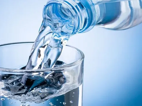 Phát hiện suy tuyến yên từ dấu hiệu khát nước liên tục