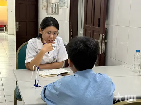 Ám ảnh bởi cân nặng khiến trẻ dễ tổn thương trước những áp lực ngoại hình