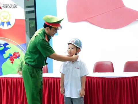 Tuyên truyền Luật Trật tự, an toàn giao thông đường bộ tại trường học