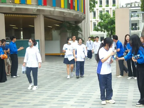Bỏ xét tuyển đại học bằng học bạ: Cần có lộ trình
