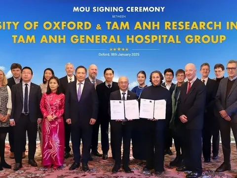 Đẩy mạnh hợp tác đào tạo, nghiên cứu, đổi mới sáng tạo y tế với Vương quốc Anh