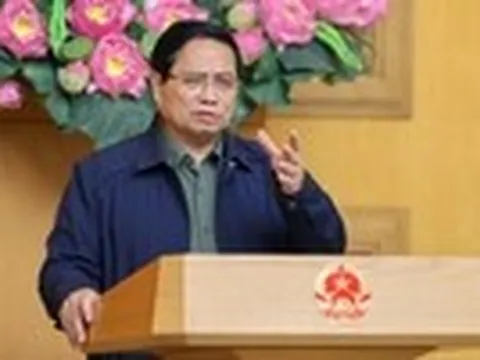 Thủ tướng chủ trì họp khẩn về ứng phó, khắc phục hậu quả mưa lũ tại miền Trung