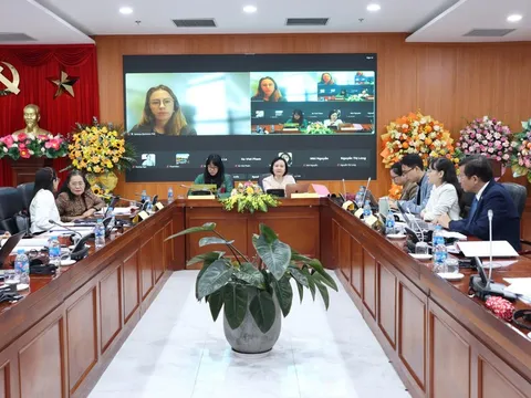 Hoàn thiện thể chế pháp luật thị trường lao động theo hướng linh hoạt, hiện đại và hội nhập