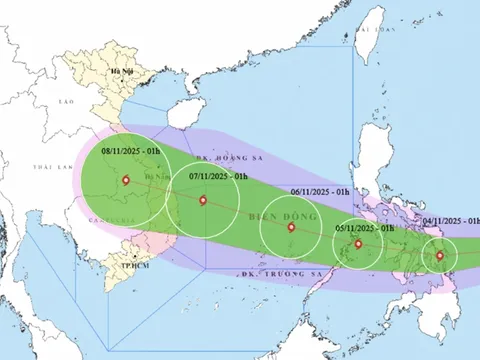 Bão Kalmaegi tăng cấp, hướng về khu vực giữa Biển Đông