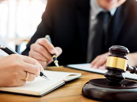 Giải pháp thu hút đội ngũ tư vấn viên pháp luật hỗ trợ pháp lý cho doanh nghiệp nhỏ và vừa