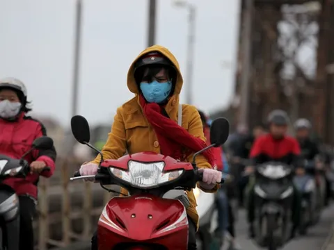 Thời tiết hôm nay (25-11): Miền Bắc trời rét, miền Trung mưa dông