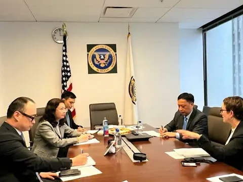 Tăng cường hợp tác quốc tế, thúc đẩy phát triển thị trường chứng khoán Việt Nam năm 2025