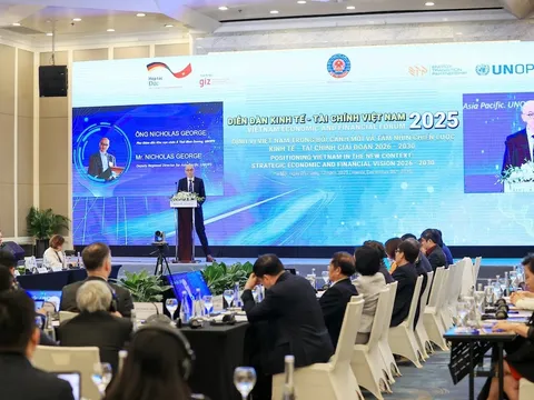 Đột phá tư duy và nguồn lực cho phát triển kinh tế – tài chính Việt Nam