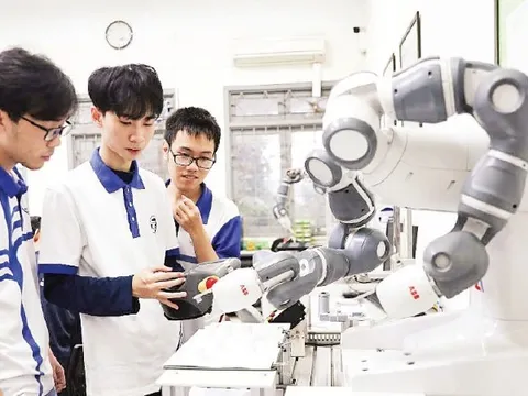 Tạo đột phá phát triển giáo dục, đào tạo