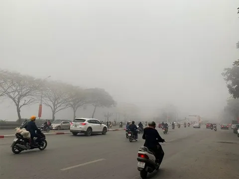 Thời tiết hôm nay (18-12): Hà Nội có sương mù, Bắc Bộ mưa rải rác, trời rét