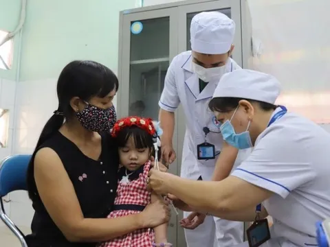 Chủ động ứng phó với nguy cơ xảy ra dịch bệnh bại liệt