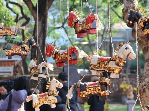 Hình tượng ngựa và thông điệp tiến bước trong không gian đạo học Việt Nam