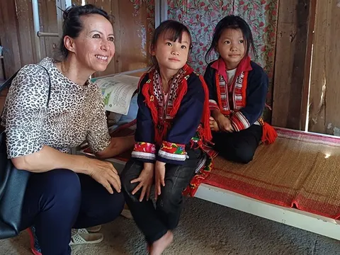 Giáo dục - chìa khóa thúc đẩy cơ hội cho trẻ em gái vùng cao