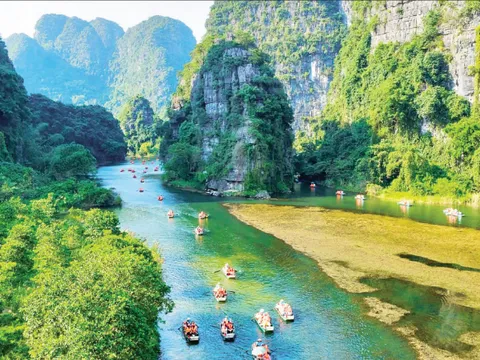 Du lịch chất lượng cao, đô thị xanh và hệ giá trị di sản