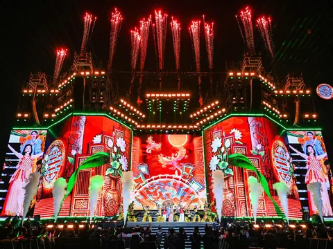 Hòa nhạc Ánh sáng - Chào năm mới 2026 rực rỡ tại Quảng trường Cách mạng Tháng Tám