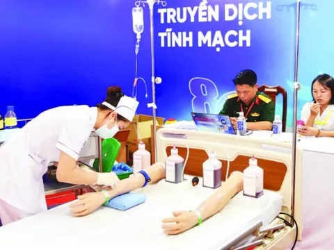 Khi những “chiến sĩ áo trắng” bước vào cuộc sát hạch quy mô toàn quân