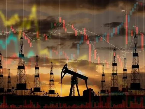 Giá xăng dầu hôm nay (7-3): Tiếp tục tăng vọt