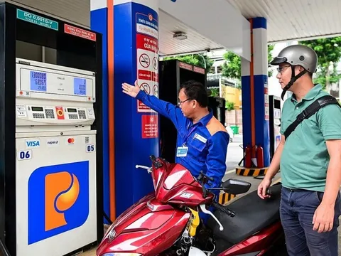 Chính thức chi 4.000-5.000 đồng từ quỹ bình ổn giá với mỗi lít xăng dầu
