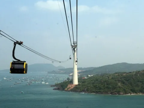 Đến Việt Nam trải nghiệm tuyến cáp treo ngoạn mục hàng đầu châu Á
